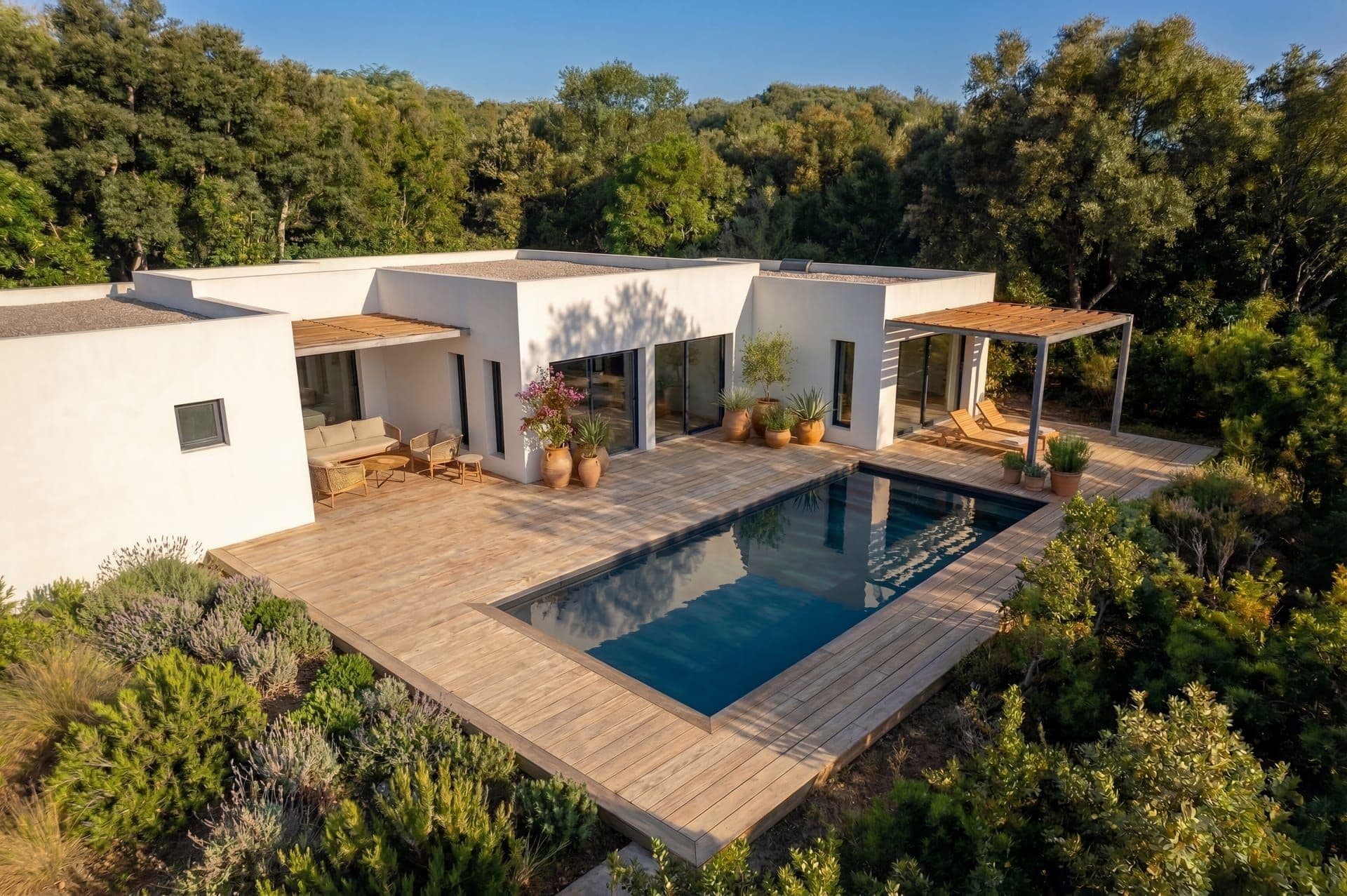 Villa contemporaine VILLA C à NÎMES (30) — projet d'architecte Reservoir Architecture, image 1