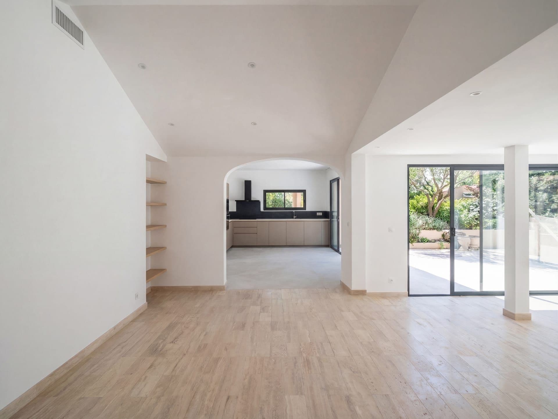 Villa contemporaine VILLA T à AIX-EN-PROVENCE (13) — projet d'architecte Reservoir Architecture, image 4