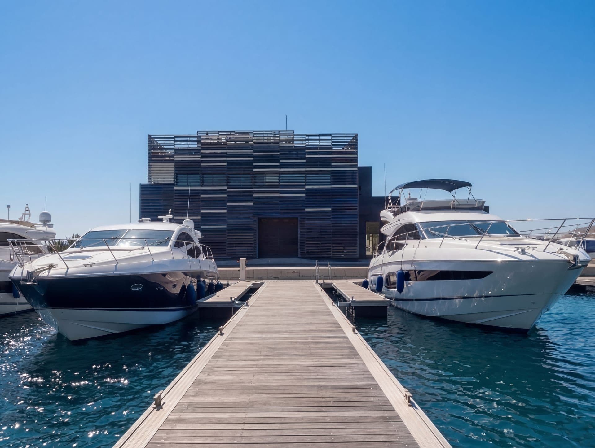 Équipement public CAPITAINERIE à MARSEILLE (13) — projet d'architecte Reservoir Architecture, image 5