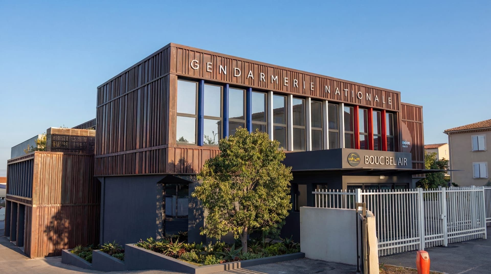 Équipement public GENDARMERIE à BOUC BEL AIR (13) — projet d'architecte Reservoir Architecture, image 1